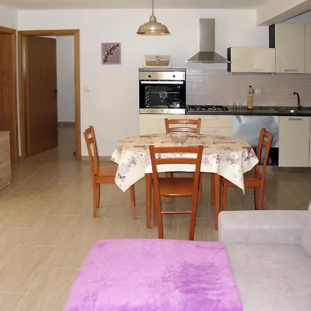 Vakantiehuis Lara - Zad717 By Interhome *